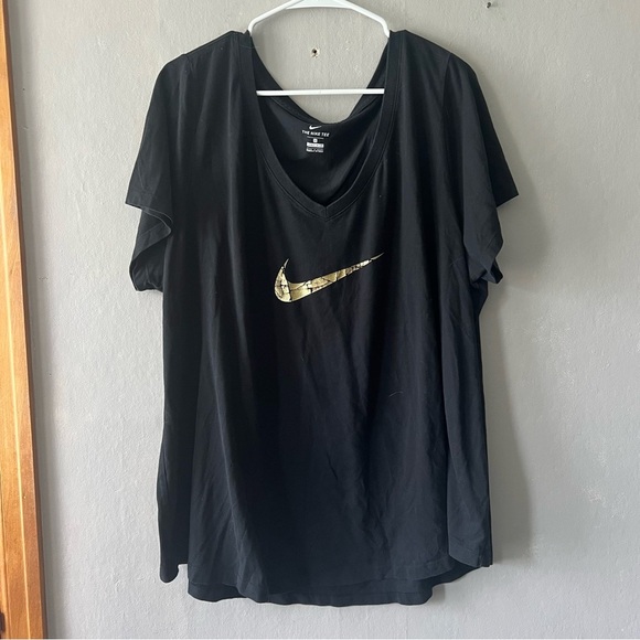 Nike Black with Metallic Gold Logo T Shirt Size 3X - Picture 1 of 6
